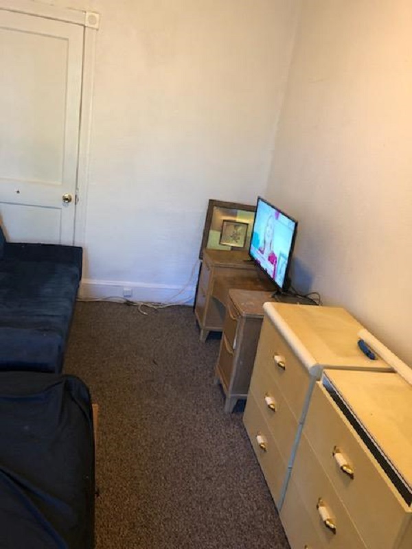 Picture 3